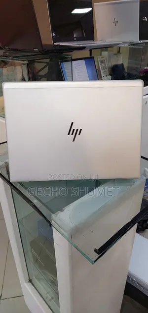 New Laptop HP EliteBook 830 G5 16GB Intel Core i5 SSD 512GB