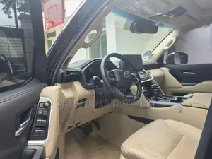 Toyota Land Cruiser 2025 Black