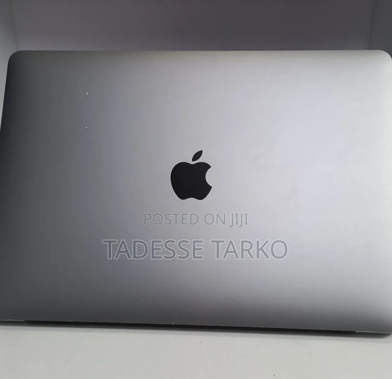 New Laptop Apple MacBook Air 2020 M1 8GB Apple M1 SSD 256GB