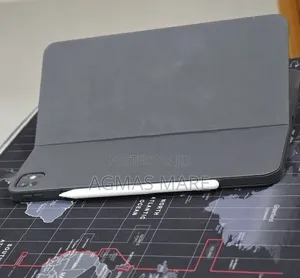 New Apple iPad Pro (2022) 256 GB