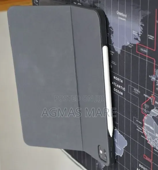 New Apple iPad Pro (2022) 256 GB