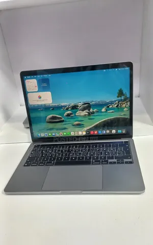 New Laptop Apple MacBook Pro 2020 M1 8GB Apple M1 SSD 256GB