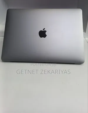 New Laptop Apple MacBook Pro 2020 M1 8GB Apple M1 SSD 256GB