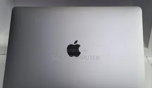 New Laptop Apple MacBook Pro 2020 M1 8GB Apple M1 Pro SSD 256GB