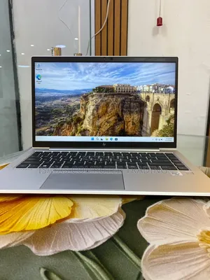 New Laptop HP EliteBook 840 G7 16GB Intel Core i7 SSD 512GB