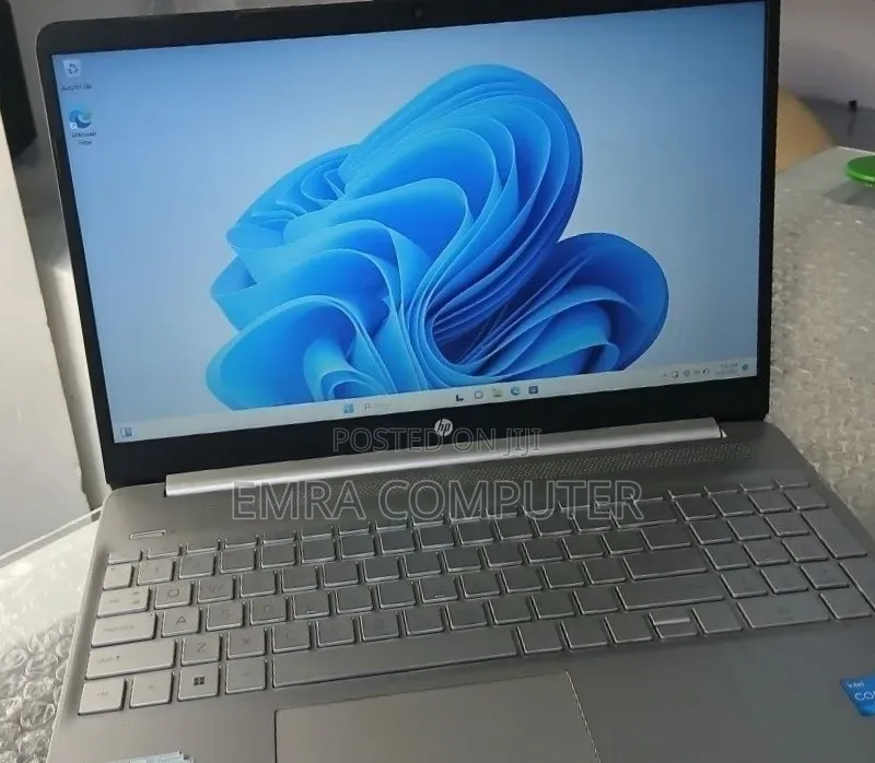 New Laptop HP 16GB Intel Core i5 SSD 512GB