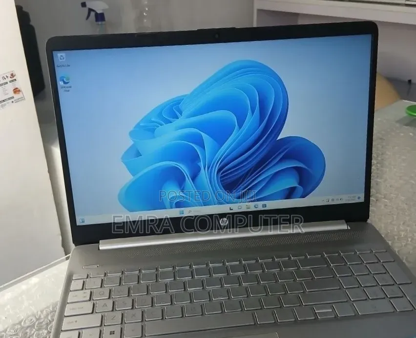 New Laptop HP 16GB Intel Core i5 SSD 512GB