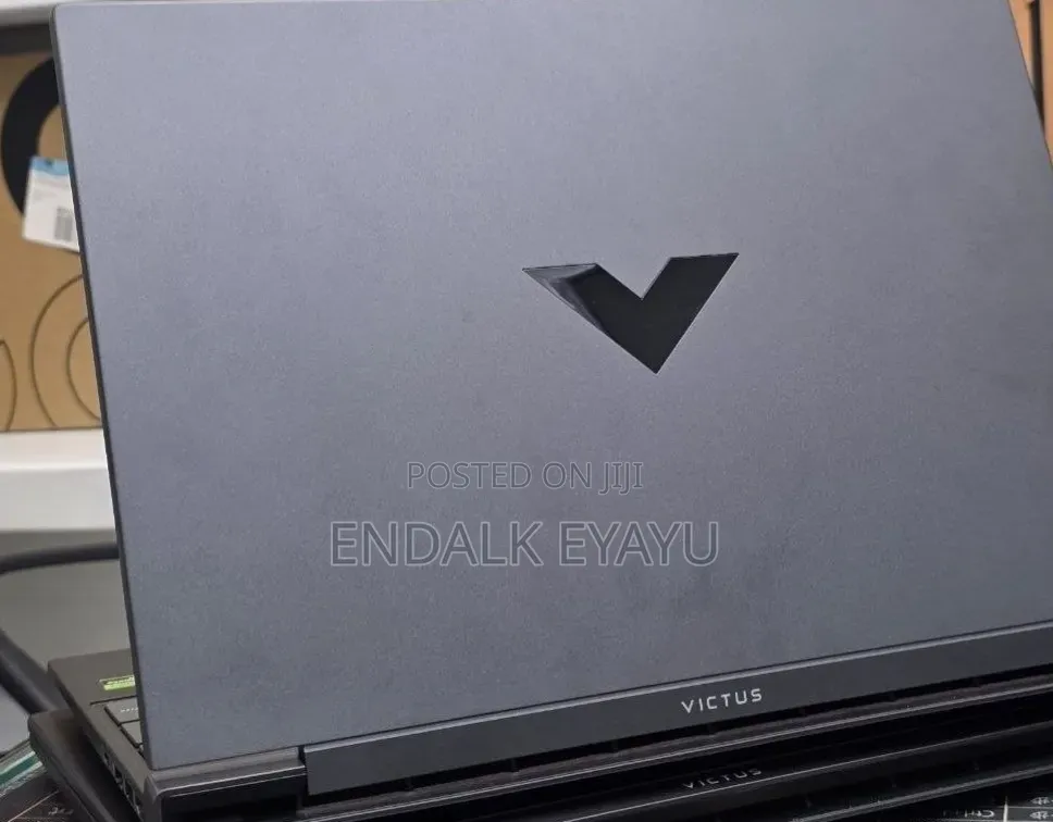 New Laptop HP Victus 15 16GB AMD Ryzen 7 SSD 512GB
