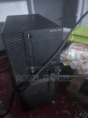Desktop Computer Dell Optiplex 3040 8GB Intel Core i7 HDD+SSD 512GB