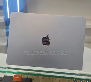 New Laptop Apple MacBook Air 2025 M4 16GB Apple M4 SSD 512GB