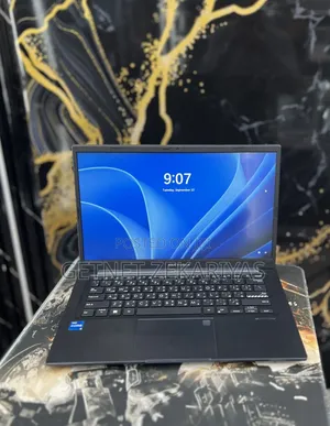 New Laptop Asus Vivobook 14 8GB Intel Core i5 SSD 512GB