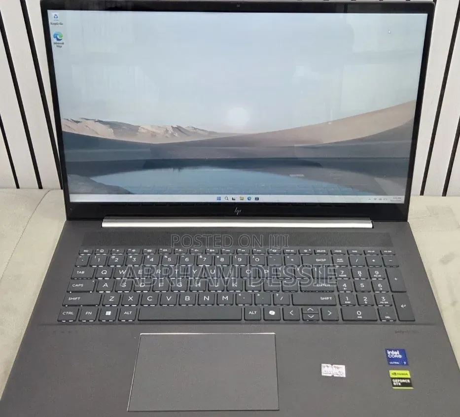 New Laptop HP 16GB Intel Core Ultra 7 SSD 512GB
