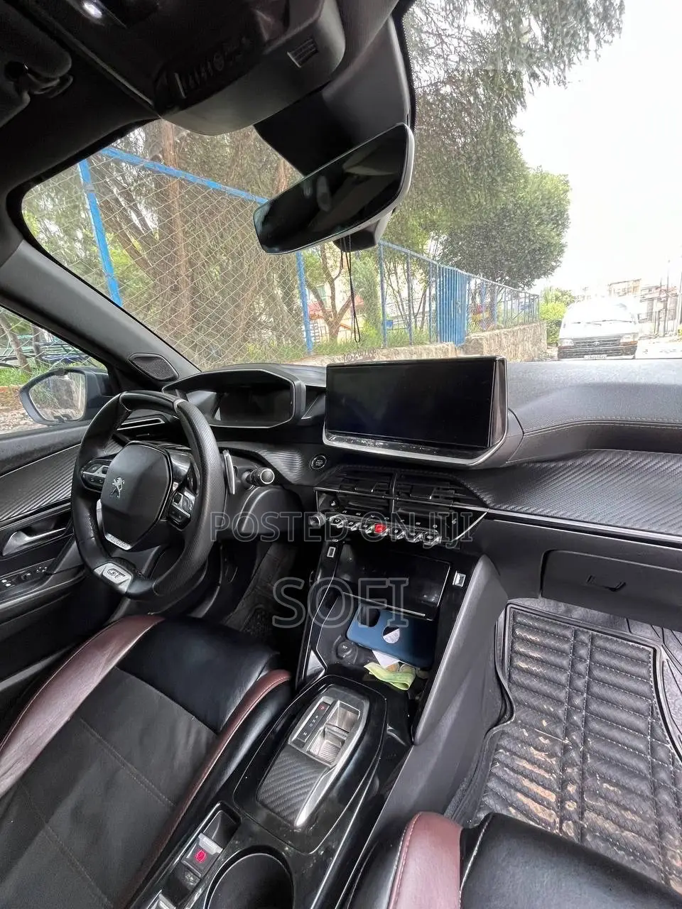 Peugeot 2008 2022 White