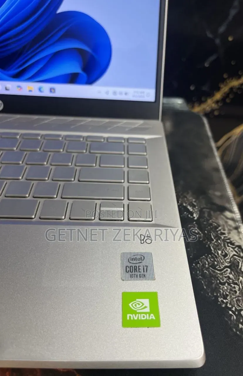 New Laptop HP Pavilion 14 16GB Intel Core i7 SSD 512GB