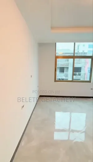 3bdrm Apartment in Semit 72 , Luxury, Bole for sale