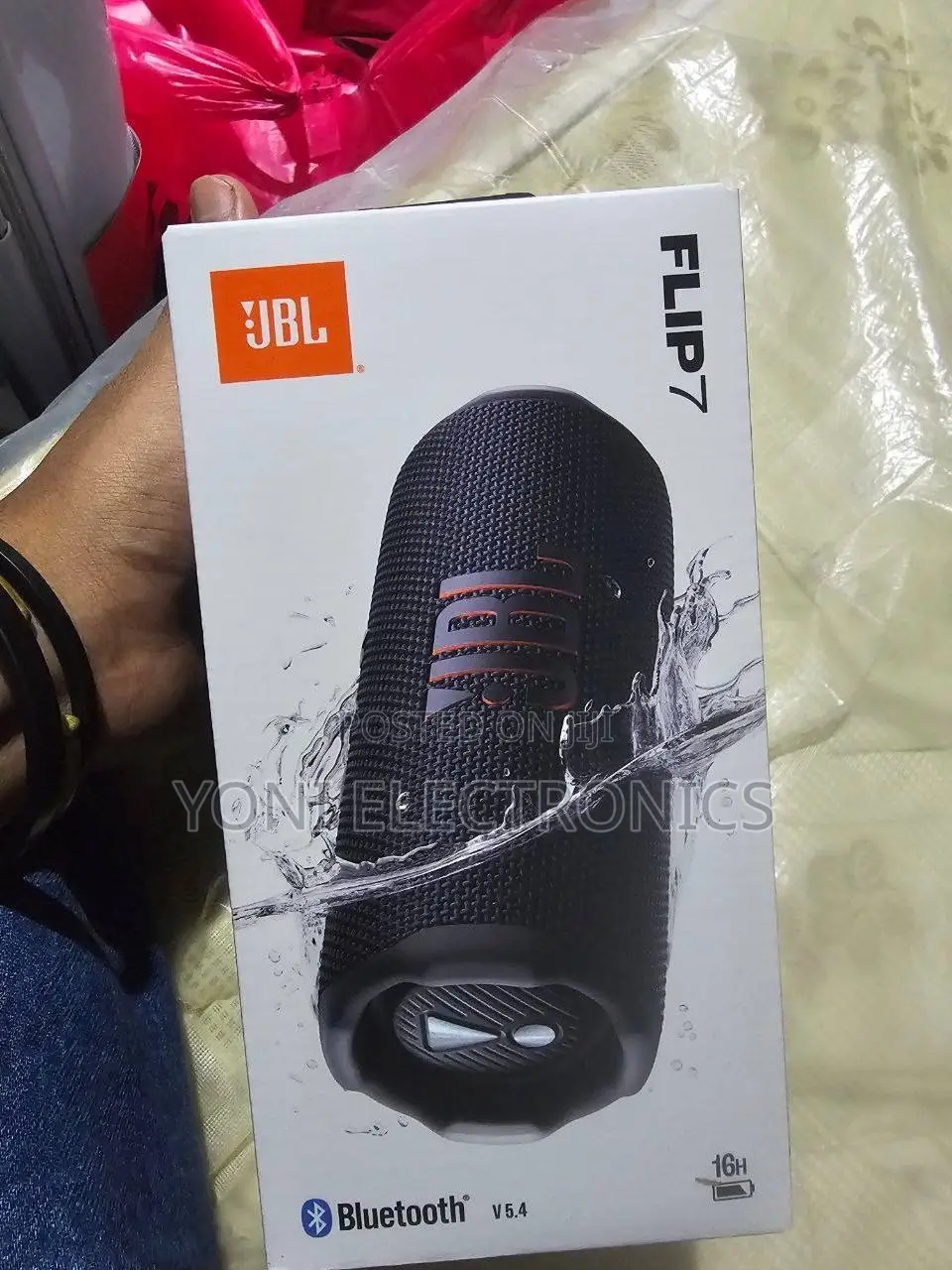 JBL Flip 7 Portable Bluetooth Speaker Packaging