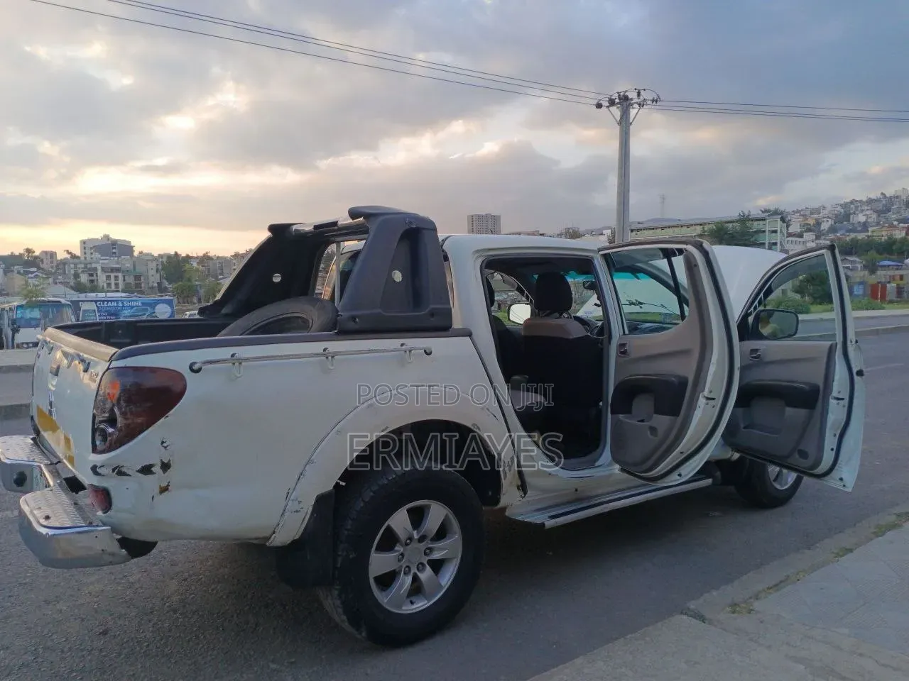 Mitsubishi L200 2007 White