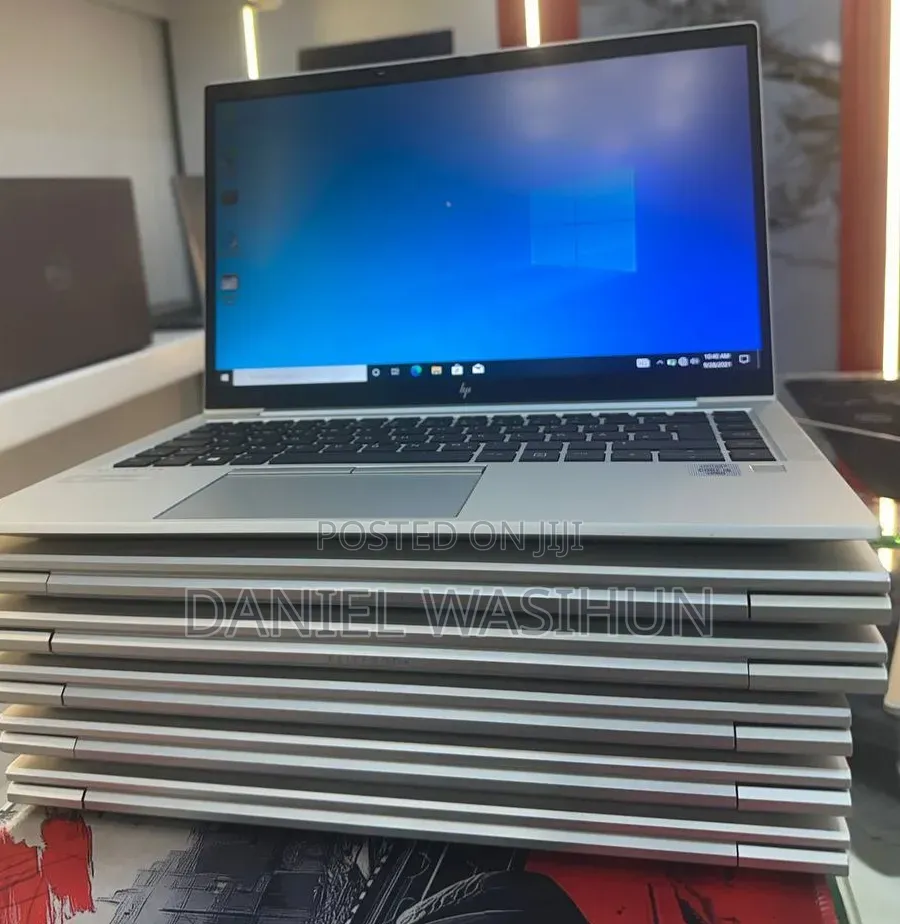 New Laptop HP EliteBook 830 G8 16GB Intel Core i7 SSD 512GB