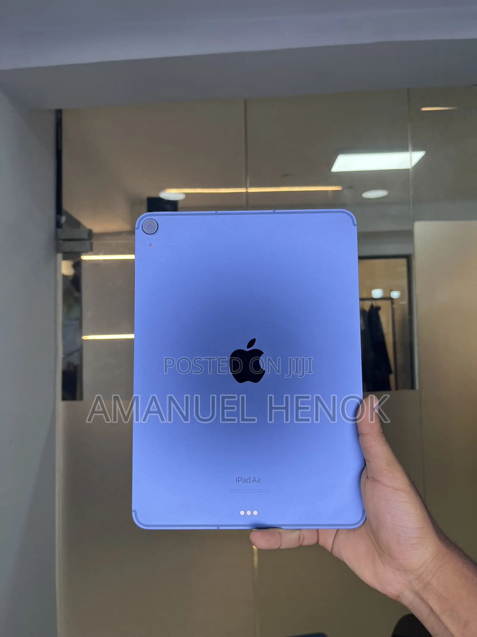 Apple iPad Air (2022) 256 GB Blue