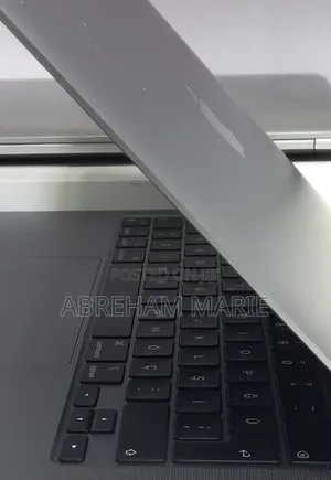 New Laptop Apple MacBook Pro 2020 M1 8GB Apple M1 Pro SSD 256GB