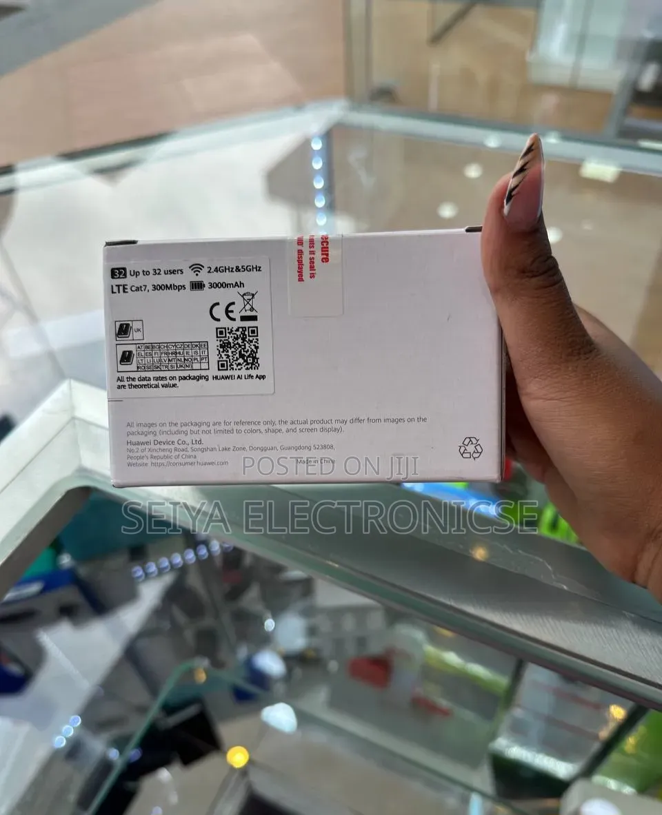 Huawei Mobile WiFi (E5785) LTE Cat7 Pocket Router