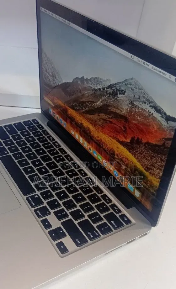 New Laptop Apple MacBook 2013 8GB Intel Core i5 SSD 256GB