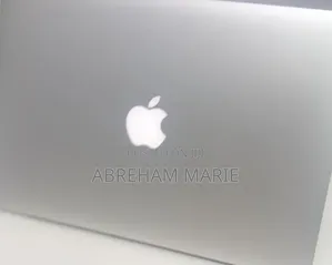 New Laptop Apple MacBook 2013 8GB Intel Core i5 SSD 256GB