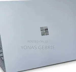 New Laptop Microsoft Surface 8GB AMD Ryzen 5 SSD 256GB