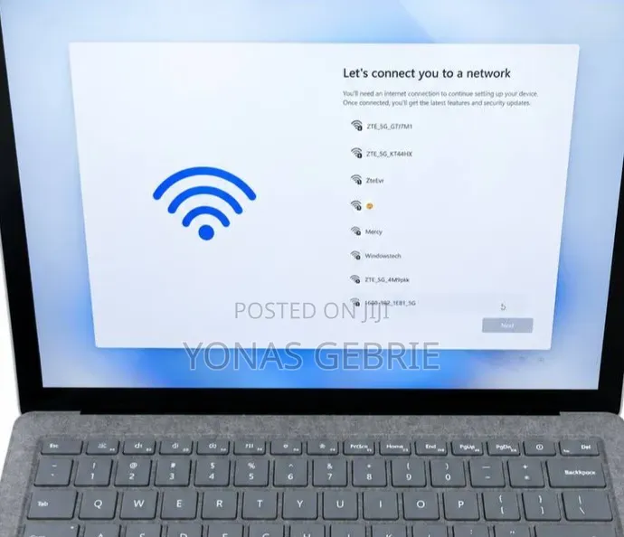 New Laptop Microsoft Surface 8GB AMD Ryzen 5 SSD 256GB
