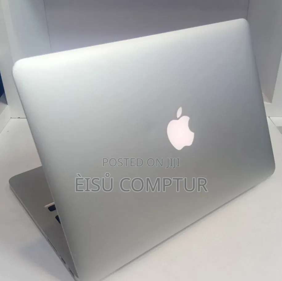 New Laptop Apple MacBook 2013 8GB Intel Core i5 SSD 256GB