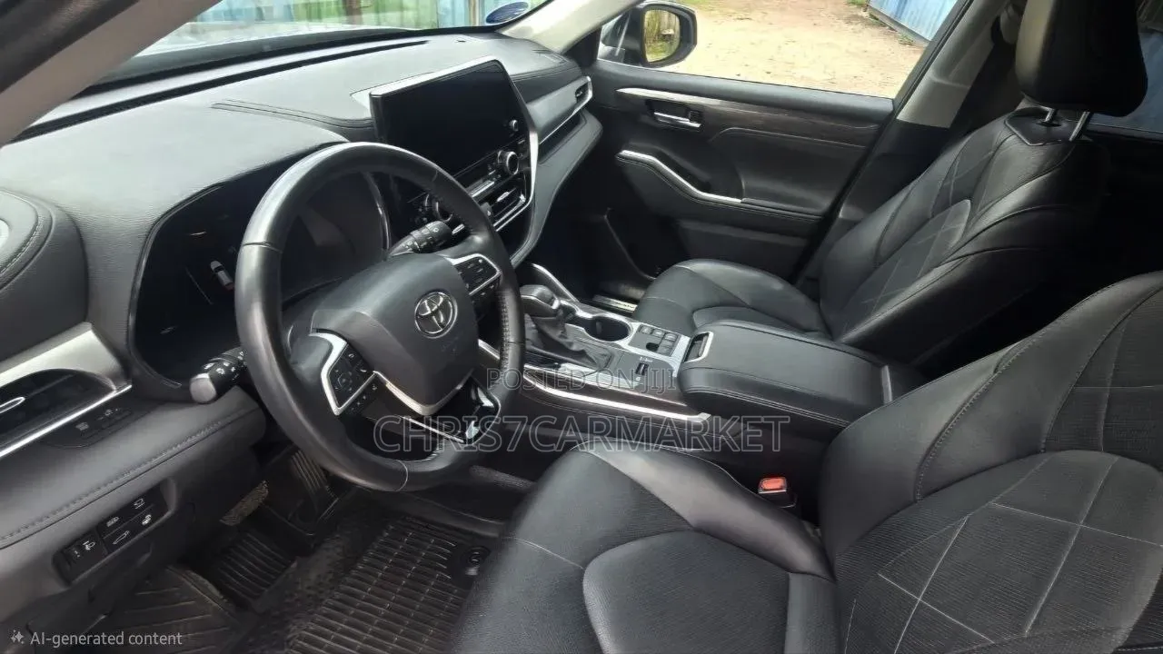 Toyota Highlander Limited AWD 2023 Black