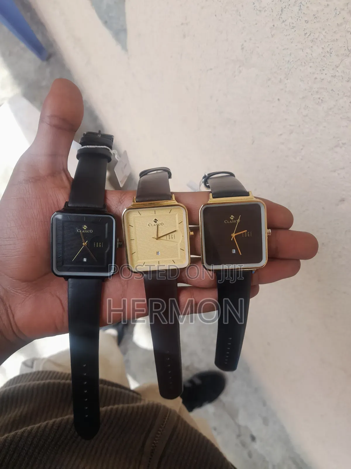 Clasico Leather Watch