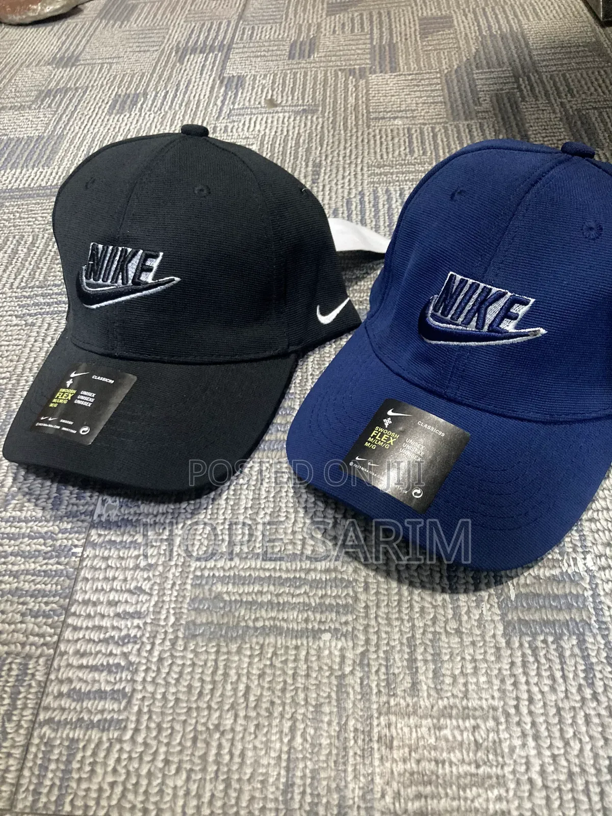 Premium Nike Stretch-Fit Baseball Caps