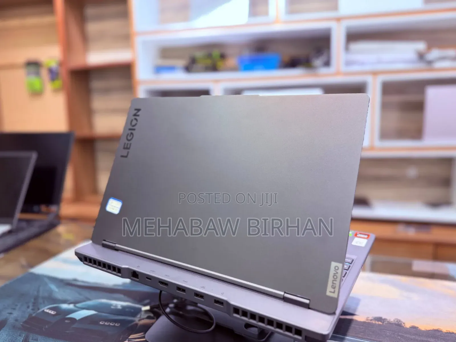 New Laptop Lenovo Legion 7 16GB AMD Ryzen 7 SSD 1T