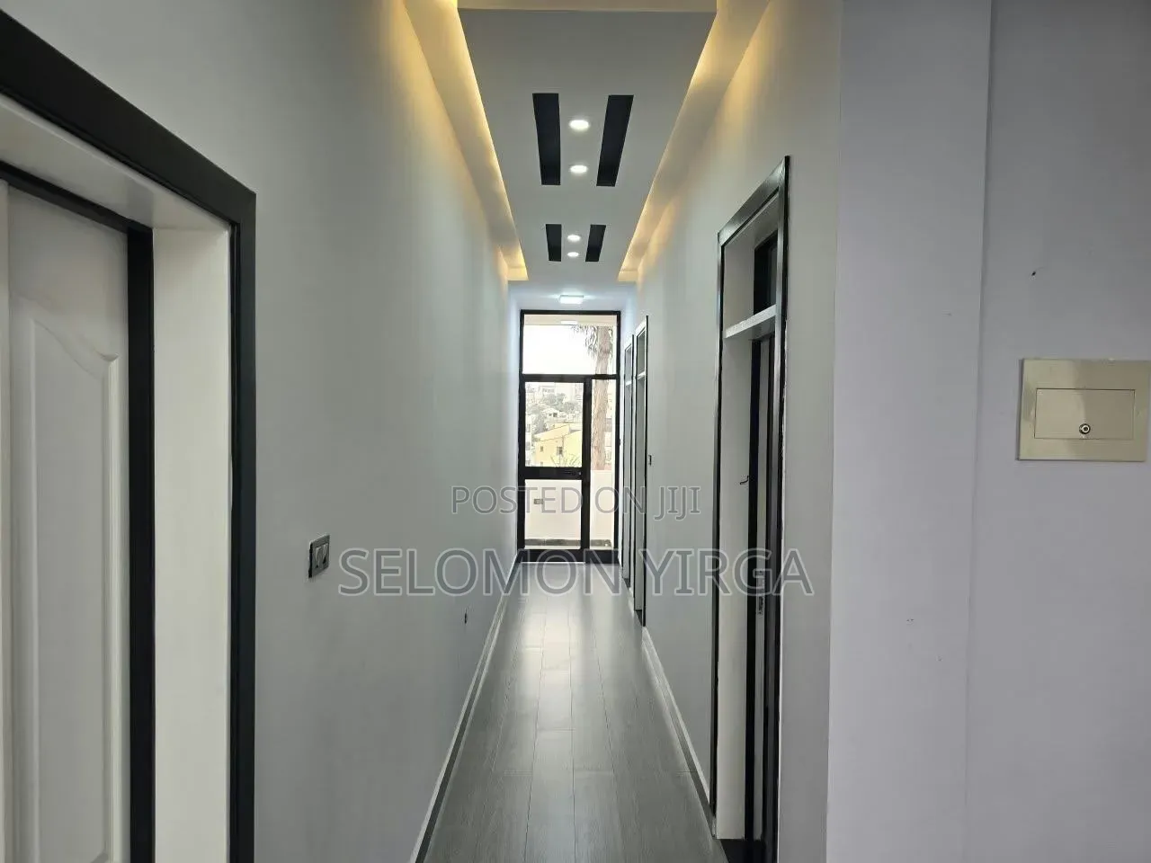 9bdrm House in Adis Ababa, Bole for sale