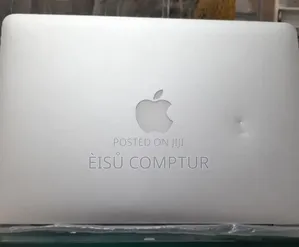 New Laptop Apple MacBook 2013 8GB Intel Core i5 SSD 256GB