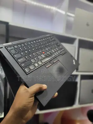 Laptop Lenovo ThinkPad X380 Yoga 8GB Intel Core i5 SSD 512GB