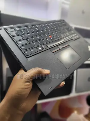 Laptop Lenovo ThinkPad X380 Yoga 8GB Intel Core i5 SSD 512GB