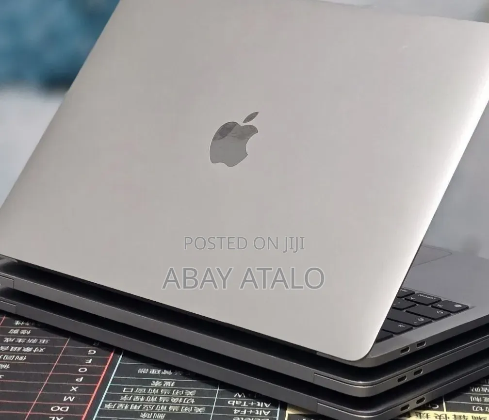 New Laptop Apple MacBook Air 2020 M1 8GB Apple M1 Pro SSD 512GB