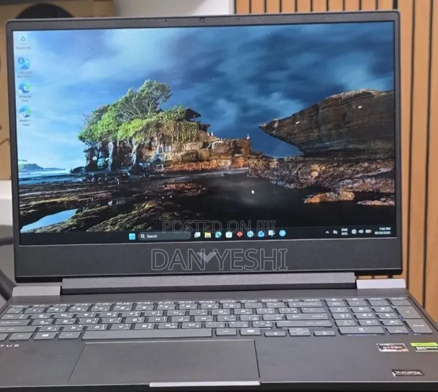 New Laptop HP Victus 15 16GB AMD Ryzen 7 SSD 512GB