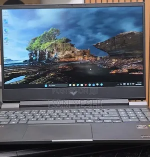 New Laptop HP Victus 15 16GB AMD Ryzen 7 SSD 512GB