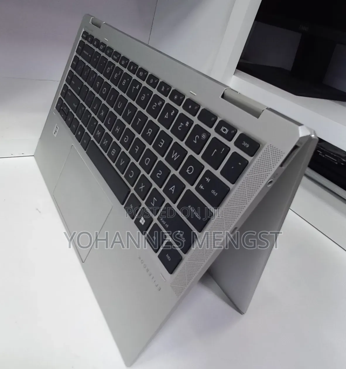 New Laptop HP EliteBook 1040 G8 16GB Intel Core i7 SSD 512GB