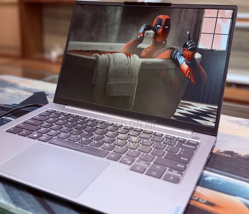 New Laptop Lenovo ThinkBook 13 16GB Intel Core i5 SSD 512GB