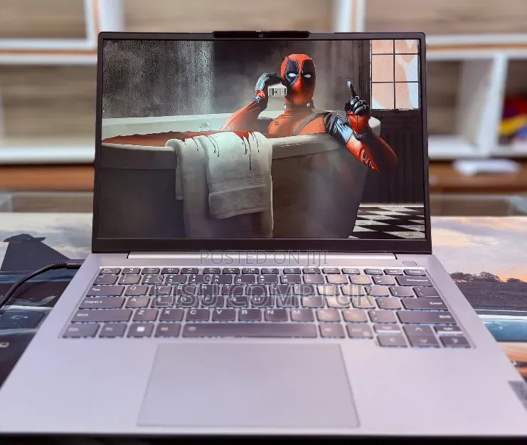 New Laptop Lenovo ThinkBook 13 16GB Intel Core i5 SSD 512GB