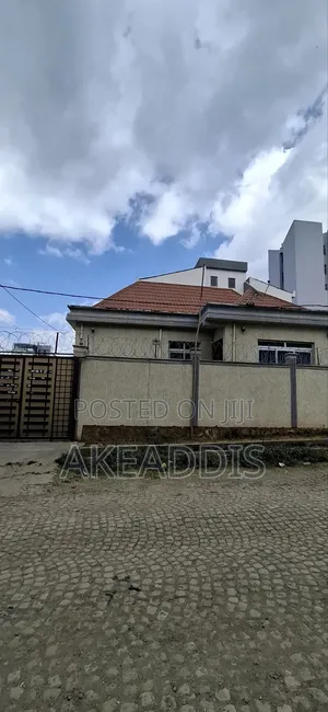 Furnished 4bdrm Villa in Bole Ayat for sale