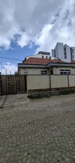 Furnished 4bdrm Villa in Bole Ayat for sale