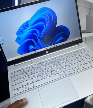 New Laptop HP Pavilion 14 16GB Intel Core i7 SSD 1T