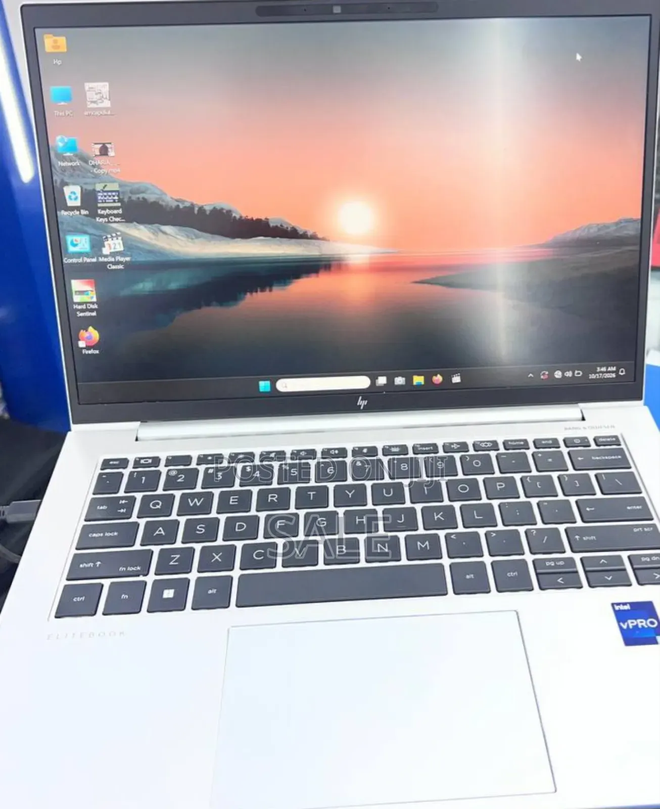 New Laptop HP EliteBook 840 G10 16GB Intel Core i7 SSD 512GB