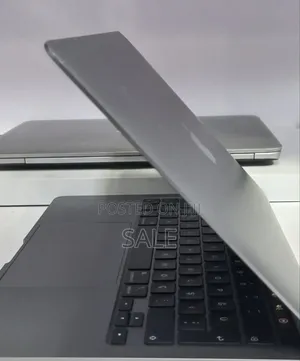 New Laptop Apple MacBook Pro 2021 M1 8GB Apple M1 SSD 256GB