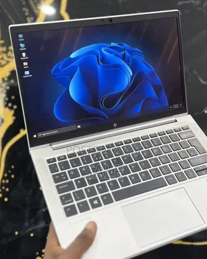 New Laptop HP EliteBook 830 G8 16GB Intel Core i5 SSD 512GB
